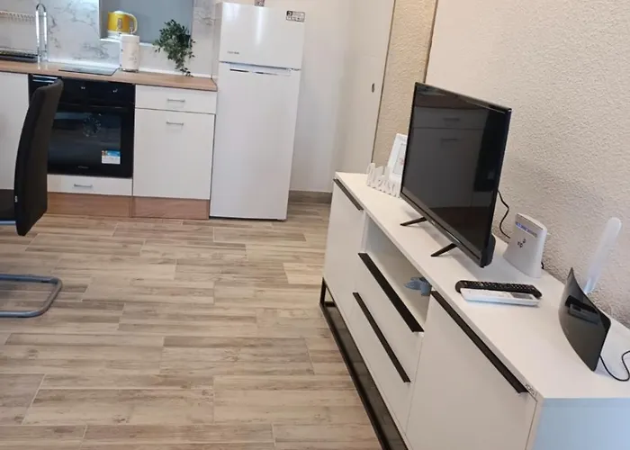 Apartment Kastel